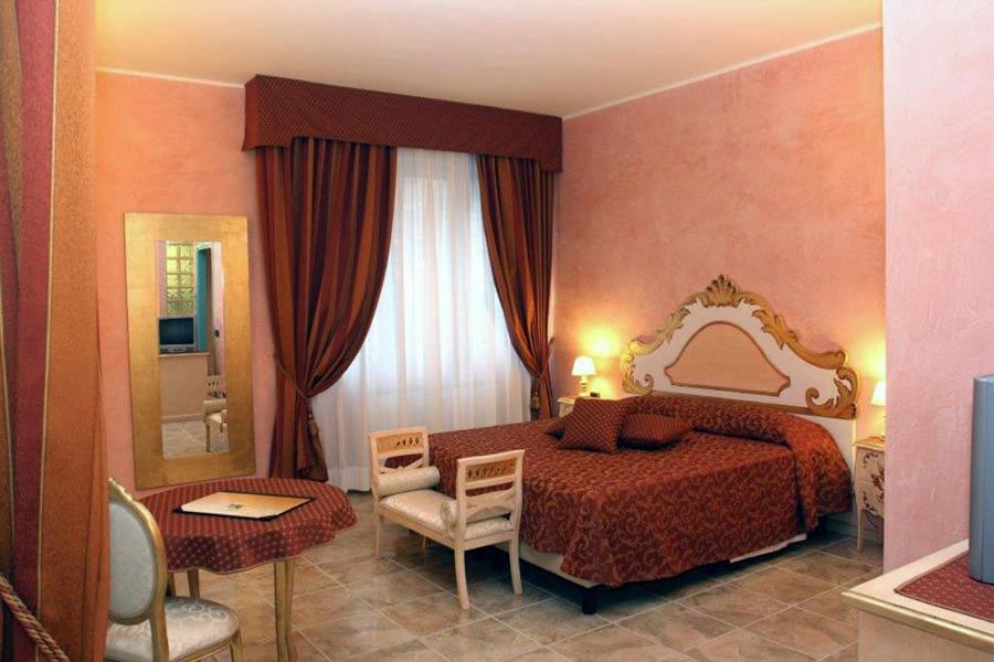 Hotel Da Oe Vittorio Srl Recco Zimmer foto